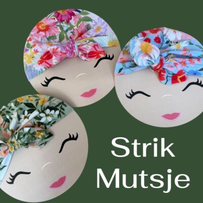 Strikmutsjes bloemen