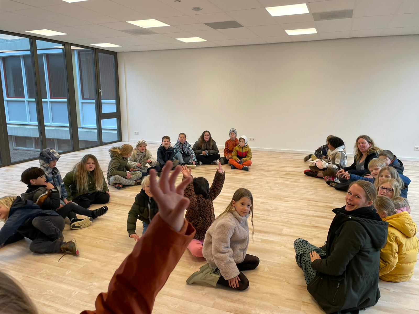 De kinderpagina: volleerde verslaggevers en voorjaarspuzzels